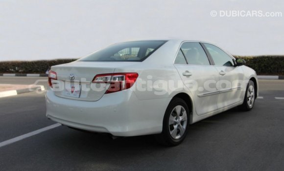Buy Import Toyota Camry White Car in Import - Dubai in Antigua Buy Import Toyota Camry White Car in Import - Dubai in Antigua