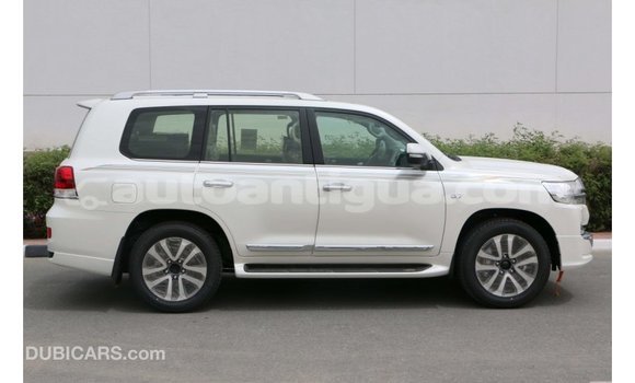 Buy Import Toyota Land Cruiser White Car in Import - Dubai in Antigua Buy Import Toyota Land Cruiser White Car in Import - Dubai in Antigua