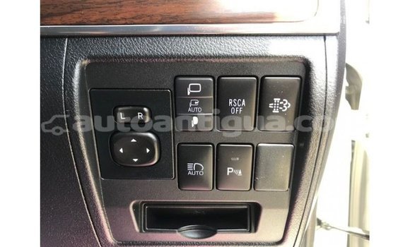 Buy Import Toyota Land Cruiser White Car in Import - Dubai in Antigua Buy Import Toyota Land Cruiser White Car in Import - Dubai in Antigua
