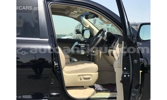 Buy Import Toyota Land Cruiser Black Car in Import - Dubai in Antigua Buy Import Toyota Land Cruiser Black Car in Import - Dubai in Antigua