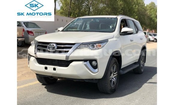 Buy Import Toyota Fortuner White Car in Import - Dubai in Antigua