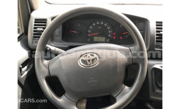 Buy Import Toyota Hiace White Car in Import - Dubai in Antigua Buy Import Toyota Hiace White Car in Import - Dubai in Antigua