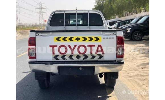 Buy Import Toyota Hilux White Car in Import - Dubai in Antigua Buy Import Toyota Hilux White Car in Import - Dubai in Antigua