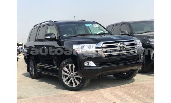 Buy Import Toyota Land Cruiser Black Car in Import - Dubai in Antigua