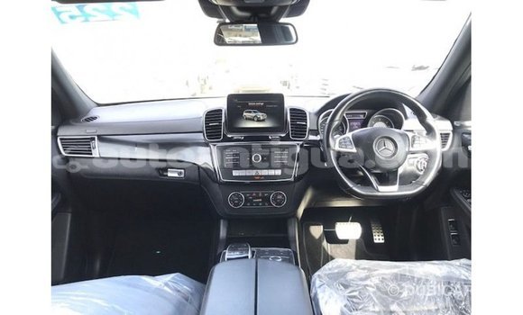 Buy Import Mercedes-Benz 190 (W201) White Car in Import - Dubai in Antigua Buy Import Mercedes-Benz 190 (W201) White Car in Import - Dubai in Antigua