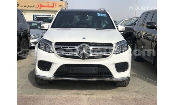 Buy Import Mercedes-Benz 190 (W201) White Car in Import - Dubai in Antigua Buy Import Mercedes-Benz 190 (W201) White Car in Import - Dubai in Antigua