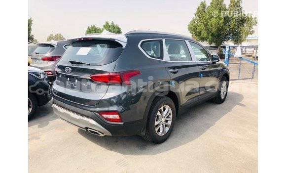 Buy Import Hyundai Santa Fe Green Car in Import - Dubai in Antigua Buy Import Hyundai Santa Fe Green Car in Import - Dubai in Antigua