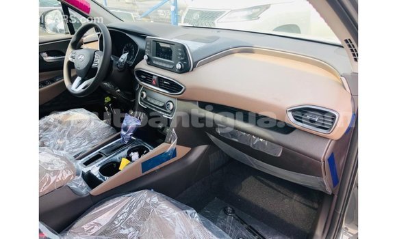 Buy Import Hyundai Santa Fe Green Car in Import - Dubai in Antigua Buy Import Hyundai Santa Fe Green Car in Import - Dubai in Antigua