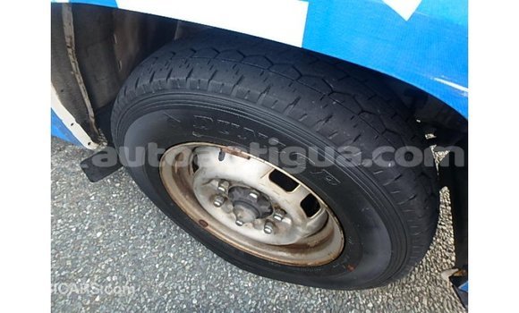 Buy Import Nissan Caravan White Car in Import - Dubai in Antigua Buy Import Nissan Caravan White Car in Import - Dubai in Antigua