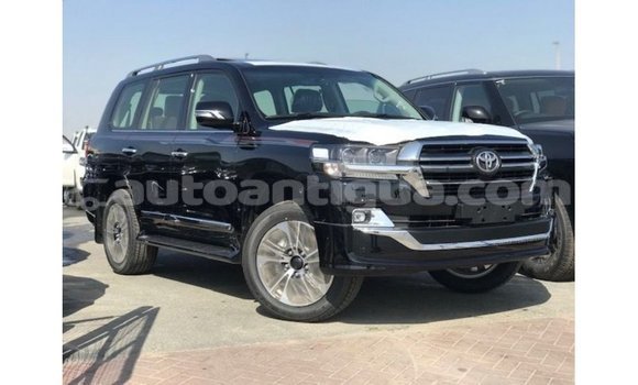 Buy Import Toyota Land Cruiser Black Car in Import - Dubai in Antigua