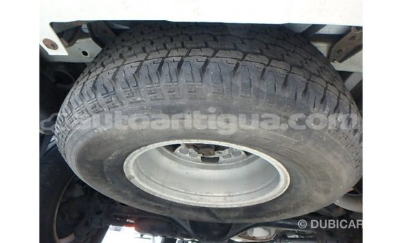 Buy Import Toyota Hilux White Car in Import - Dubai in Antigua Buy Import Toyota Hilux White Car in Import - Dubai in Antigua