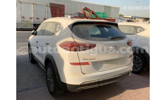 Buy Import Hyundai Tucson White Car in Import - Dubai in Antigua Buy Import Hyundai Tucson White Car in Import - Dubai in Antigua