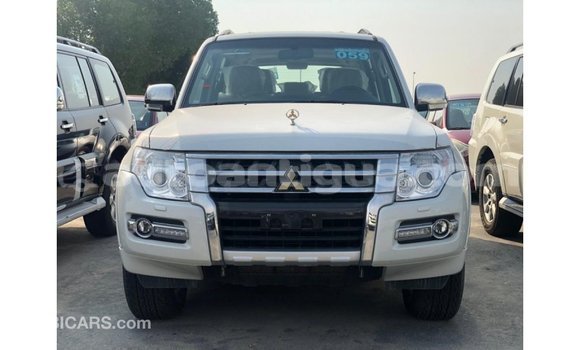 Buy Import Mitsubishi Pajero Black Car in Import - Dubai in Antigua Buy Import Mitsubishi Pajero Black Car in Import - Dubai in Antigua