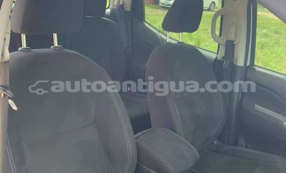 Buy Used Nissan Frontier Silver Car in St John's in Antigua Buy Used Nissan Frontier Silver Car in St John's in Antigua