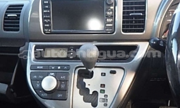 Buy Used Toyota Wish Other Car in Import - Dubai in Antigua Buy Used Toyota Wish Other Car in Import - Dubai in Antigua