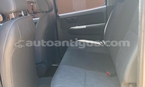 Buy Used Toyota Hilux Silver Car in Liberta in Antigua Buy Used Toyota Hilux Silver Car in Liberta in Antigua