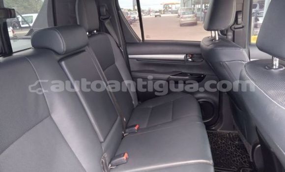 Buy Used Toyota Hilux Blue Car in Piggotts in Antigua Buy Used Toyota Hilux Blue Car in Piggotts in Antigua