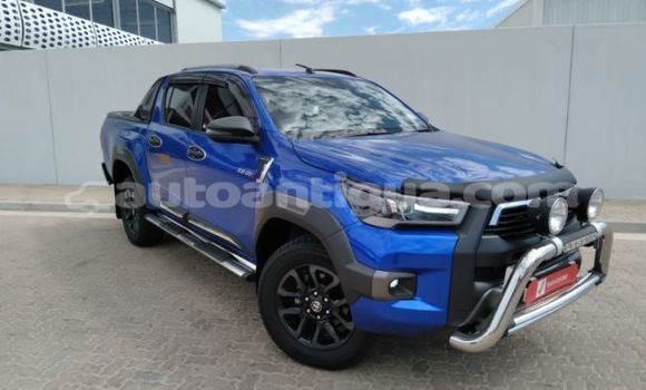 Buy Used Toyota Hilux Blue Car in Piggotts in Antigua Buy Used Toyota Hilux Blue Car in Piggotts in Antigua