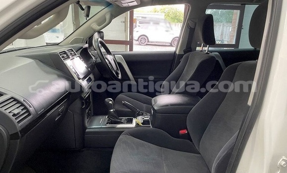 Buy Used Toyota Land Cruiser White Car in Liberta in Antigua Buy Used Toyota Land Cruiser White Car in Liberta in Antigua