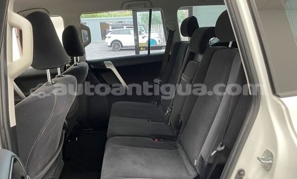 Buy Used Toyota Land Cruiser White Car in Liberta in Antigua Buy Used Toyota Land Cruiser White Car in Liberta in Antigua