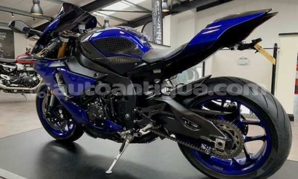 Buy New Yamaha YZ Blue Bike in St John's in Antigua Buy New Yamaha YZ Blue Bike in St John's in Antigua