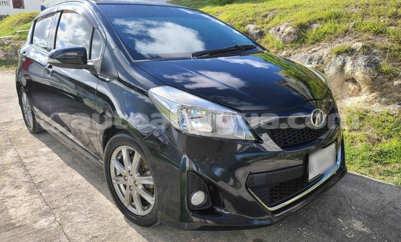 Buy Used Toyota Vitz Black Car in All Saints in Antigua Buy Used Toyota Vitz Black Car in All Saints in Antigua