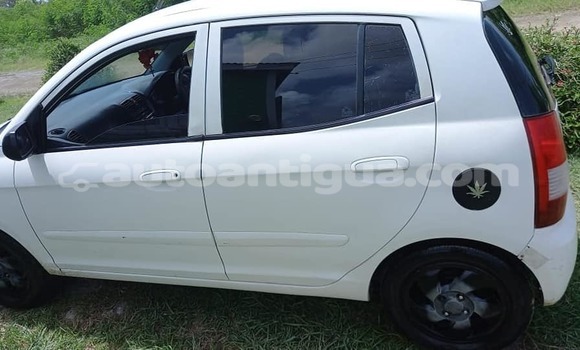 Buy Used Kia Picanto White Car in All Saints in Antigua Buy Used Kia Picanto White Car in All Saints in Antigua