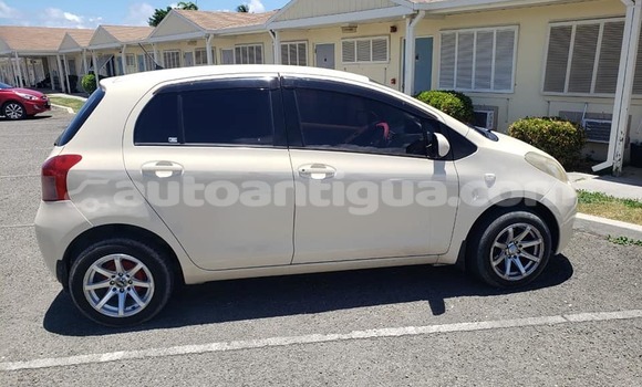 Buy Used Toyota Vitz White Car in All Saints in Antigua Buy Used Toyota Vitz White Car in All Saints in Antigua