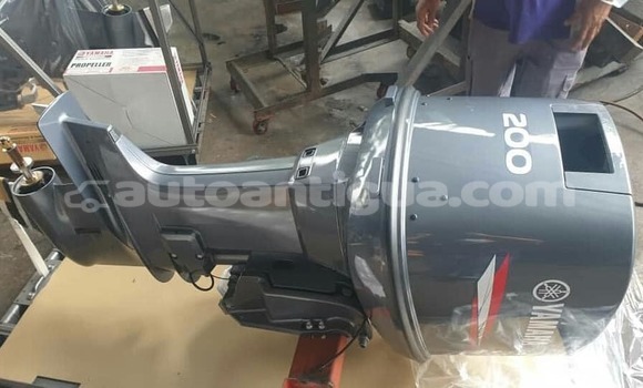 Buy Used Toyota Hilux Black Car in All Saints in Antigua Buy Used Toyota Hilux Black Car in All Saints in Antigua