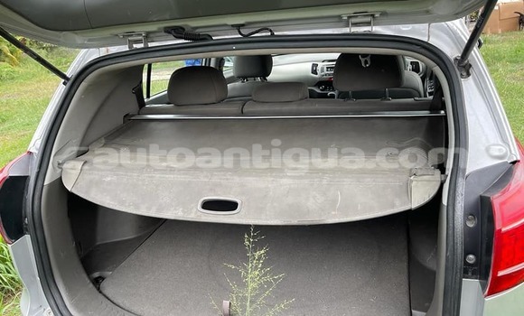 Buy Used Kia Sportage Silver Car in Carlisle in Antigua Buy Used Kia Sportage Silver Car in Carlisle in Antigua