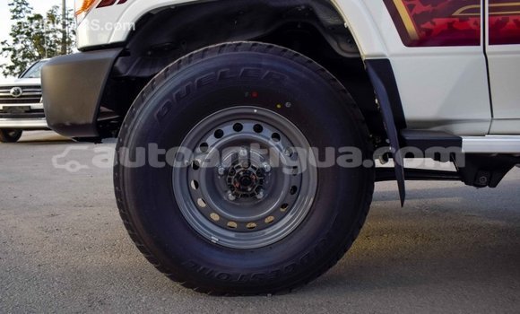 Buy Import Toyota Pickup White Car in Import - Dubai in Antigua Buy Import Toyota Pickup White Car in Import - Dubai in Antigua