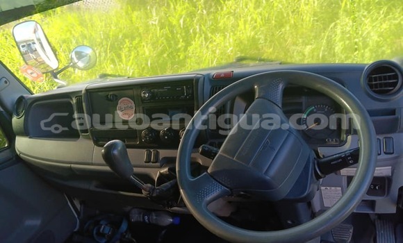 Buy Used Mitsubishi Van White Truck in Codrington in Antigua Buy Used Mitsubishi Van White Truck in Codrington in Antigua