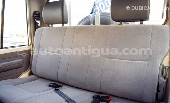 Buy Import Toyota Pickup White Car in Import - Dubai in Antigua Buy Import Toyota Pickup White Car in Import - Dubai in Antigua