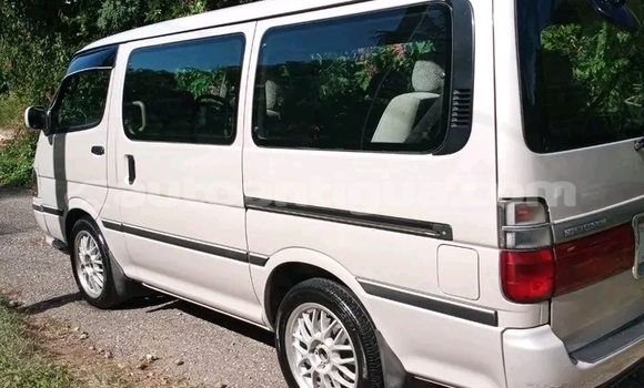 Buy Used Toyota Hiace Beige Car in Liberta in Antigua Buy Used Toyota Hiace Beige Car in Liberta in Antigua