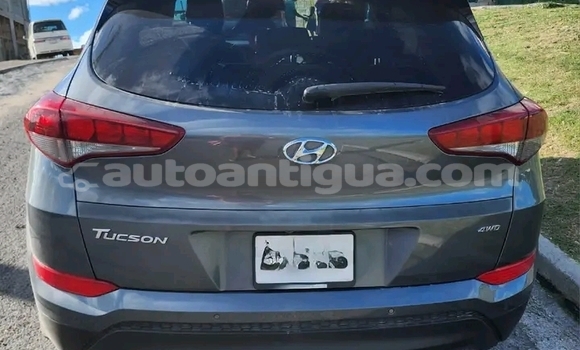 Buy Used Hyundai Tucson Black Car in Liberta in Antigua