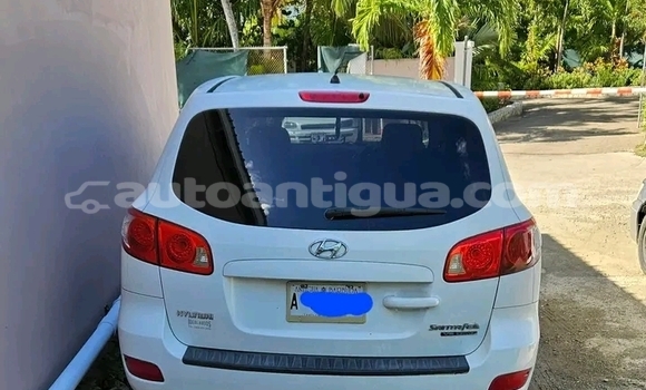 Buy Used Hyundai Santa Fe White Car in Carlisle in Antigua Buy Used Hyundai Santa Fe White Car in Carlisle in Antigua