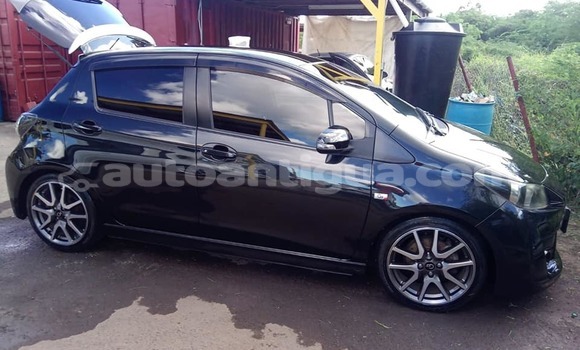 Buy Used Toyota Vitz Black Car in Cedar Grove in Antigua Buy Used Toyota Vitz Black Car in Cedar Grove in Antigua