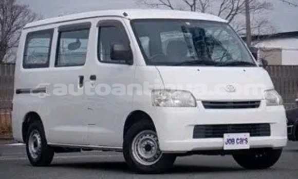Buy Used Toyota TownAce White Car in Liberta in Antigua Buy Used Toyota TownAce White Car in Liberta in Antigua