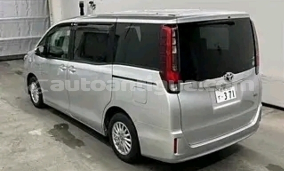 Buy Used Toyota Noah Other Car in Import - Dubai in Antigua Buy Used Toyota Noah Other Car in Import - Dubai in Antigua