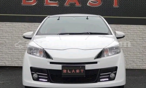 Buy Used Toyota Vitz White Car in Liberta in Antigua Buy Used Toyota Vitz White Car in Liberta in Antigua