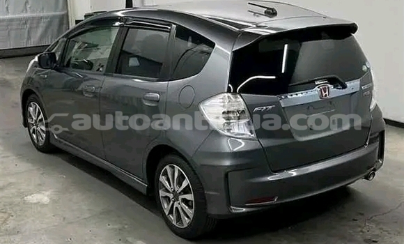 Buy Used Hyundai Grace Other Car in Parham in Antigua Buy Used Hyundai Grace Other Car in Parham in Antigua