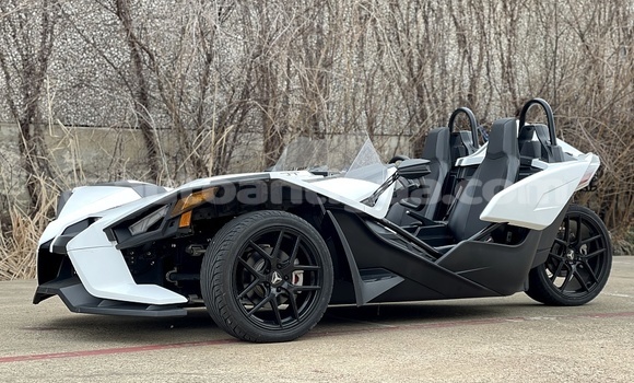 Buy Used Polaris SLINGSHOT Silver Bike in All Saints in Antigua Buy Used Polaris SLINGSHOT Silver Bike in All Saints in Antigua