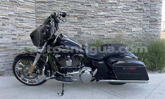 Buy Used Harley Davidson Softail Black Bike in Carlisle in Antigua Buy Used Harley Davidson Softail Black Bike in Carlisle in Antigua