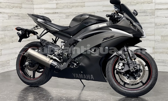 Buy Used Yamaha YZF Beige Bike in Cedar Grove in Antigua