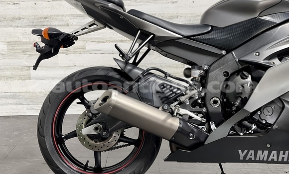 Buy Used Yamaha YZF Beige Bike in Cedar Grove in Antigua Buy Used Yamaha YZF Beige Bike in Cedar Grove in Antigua