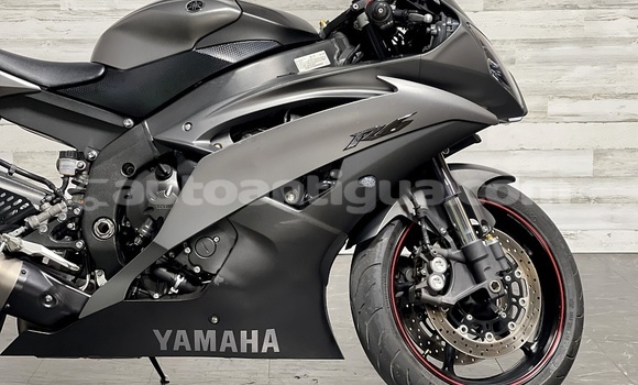Buy Used Yamaha YZF Beige Bike in Cedar Grove in Antigua Buy Used Yamaha YZF Beige Bike in Cedar Grove in Antigua