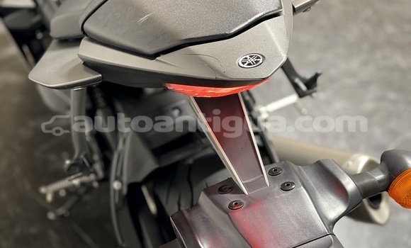 Buy Used Yamaha YZF Beige Bike in Cedar Grove in Antigua Buy Used Yamaha YZF Beige Bike in Cedar Grove in Antigua