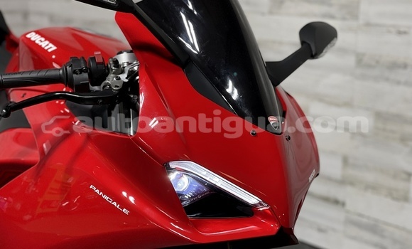 Buy Used Ducati Panigale Red Bike in Carlisle in Antigua Buy Used Ducati Panigale Red Bike in Carlisle in Antigua