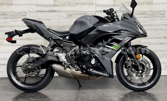 Buy Used Kawasaki Ninja Other Bike in Cedar Grove in Antigua