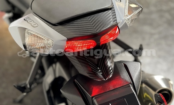 Buy Used Suzuki GSX–R Silver Bike in St John's in Antigua Buy Used Suzuki GSX–R Silver Bike in St John's in Antigua